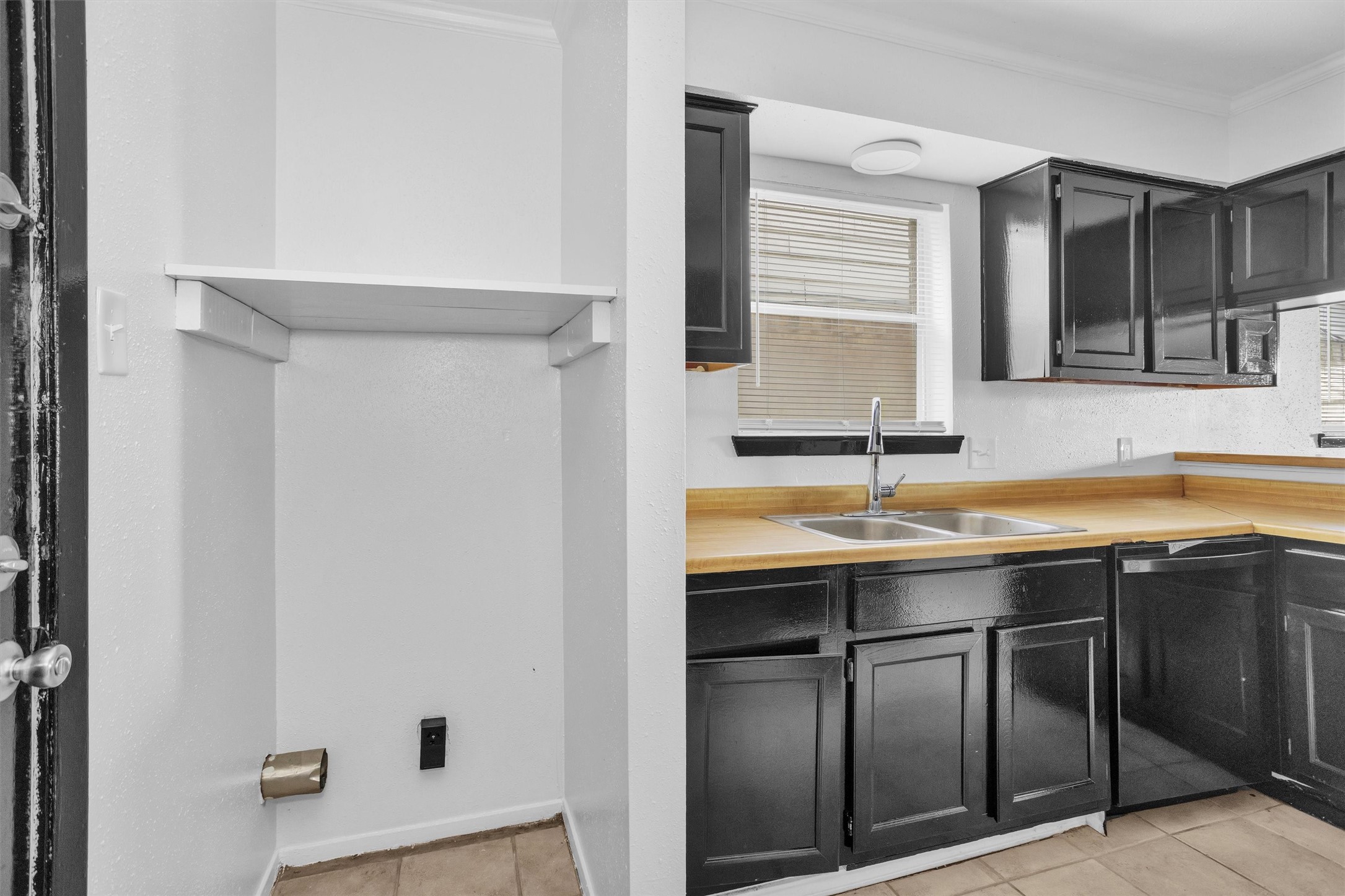 1035 Lovett Street, Unit 1035 Tomball, TX 77375 - Photo 8 of 14