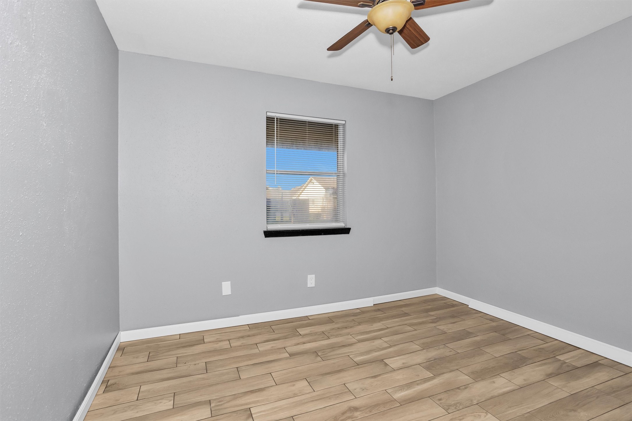 1035 Lovett Street, Unit 1035 Tomball, TX 77375 - Photo 9 of 14