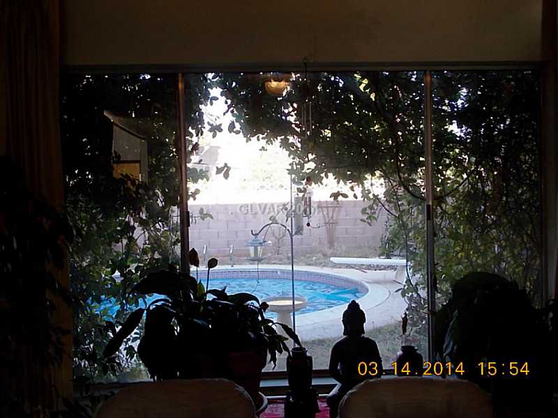 3236 Mountain Spring Road Las Vegas, NV 89146 - Photo 6 of 11 Other. Dining room picture window.