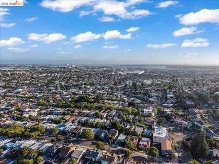 $649,000 | 5340 Walnut Street, Oakland, CA 94619