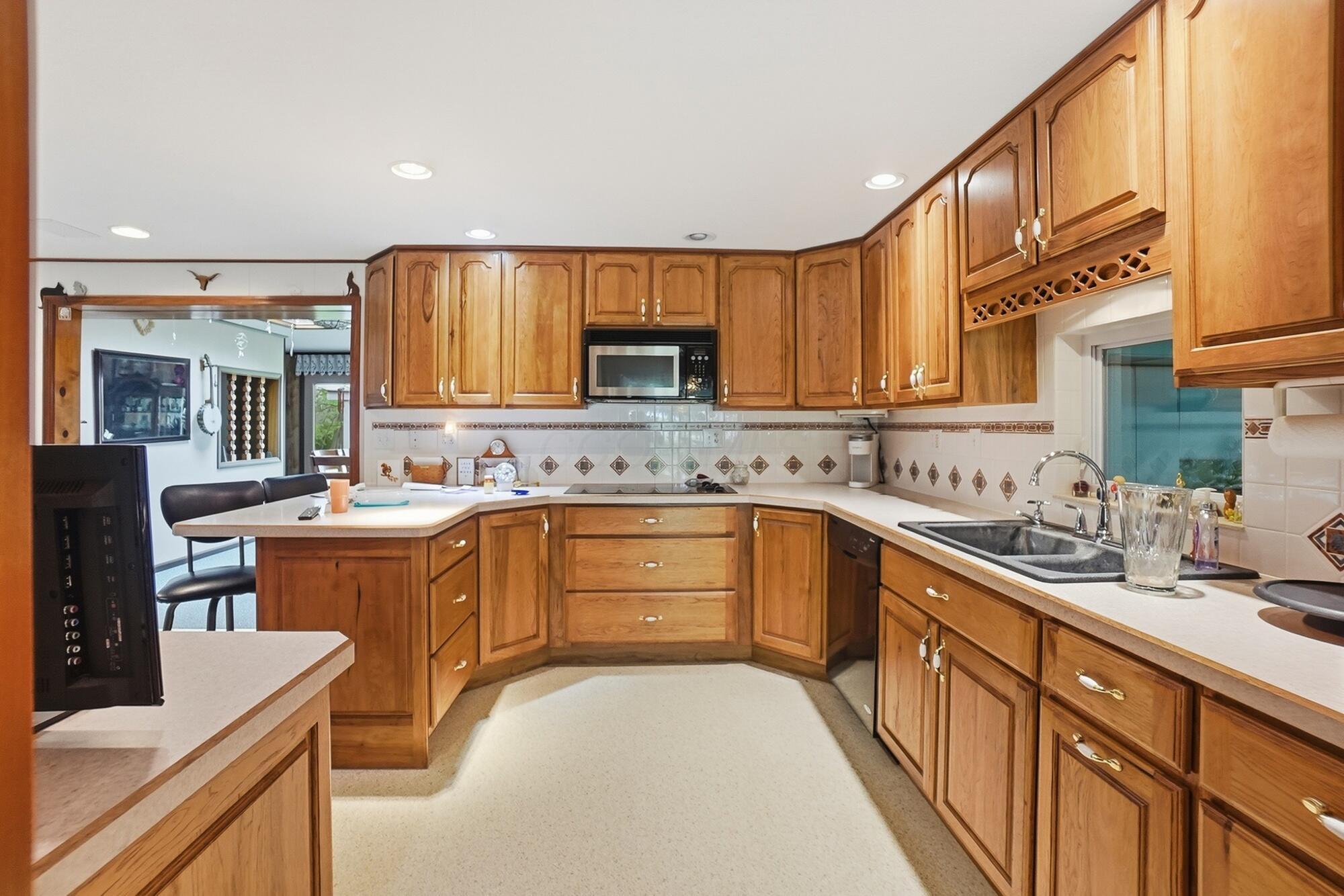 8800 Currier Road Plain City, OH 43064 - Photo 22 of 87