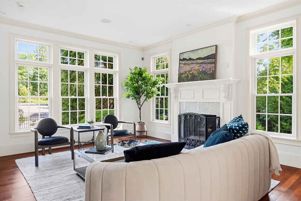 8 Valley Road Wellesley, MA 02481 - Photo 9 of 39
