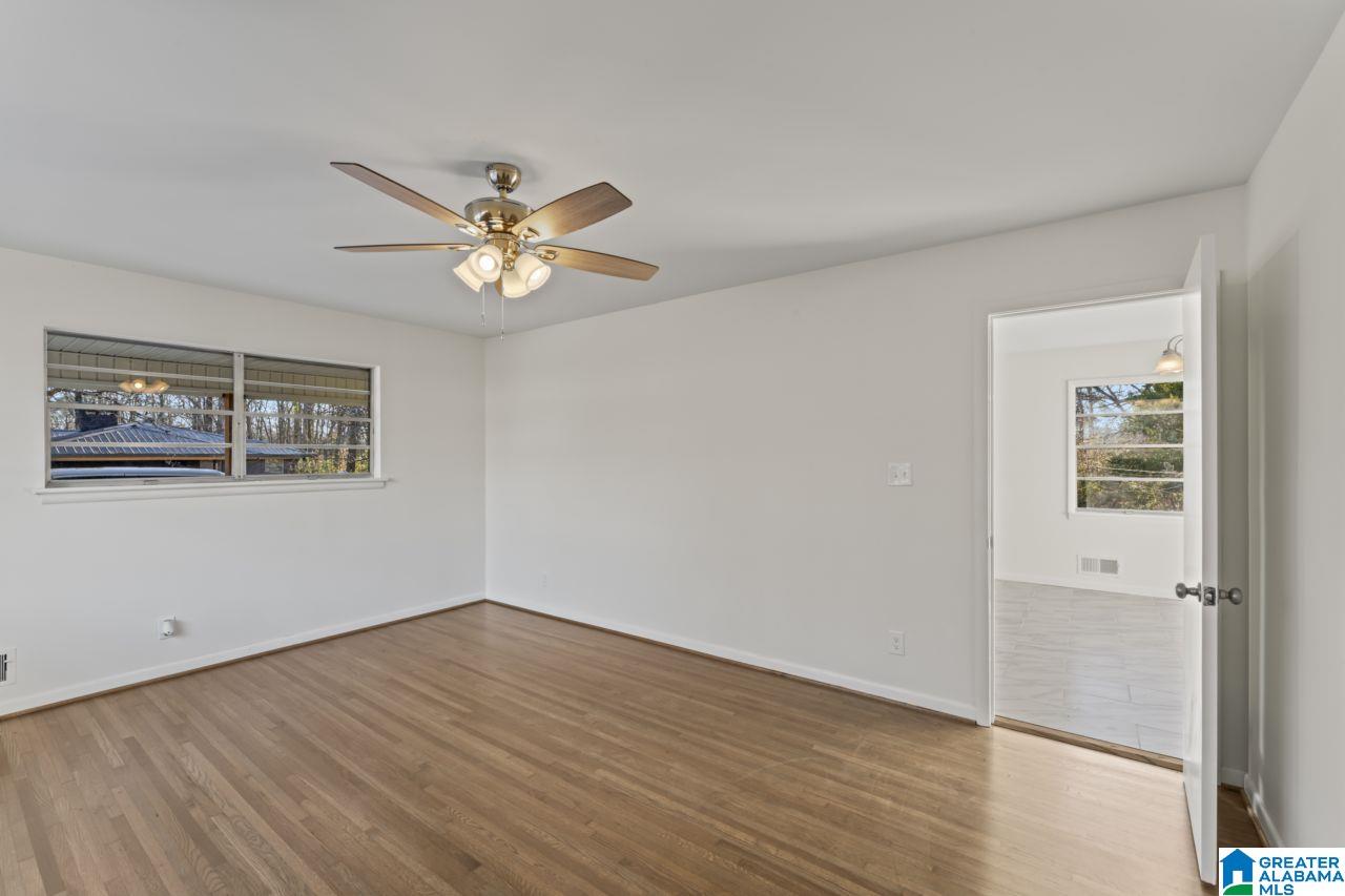 608 3rd Terrace Pleasant Grove, AL 35127 - Photo 5 of 22