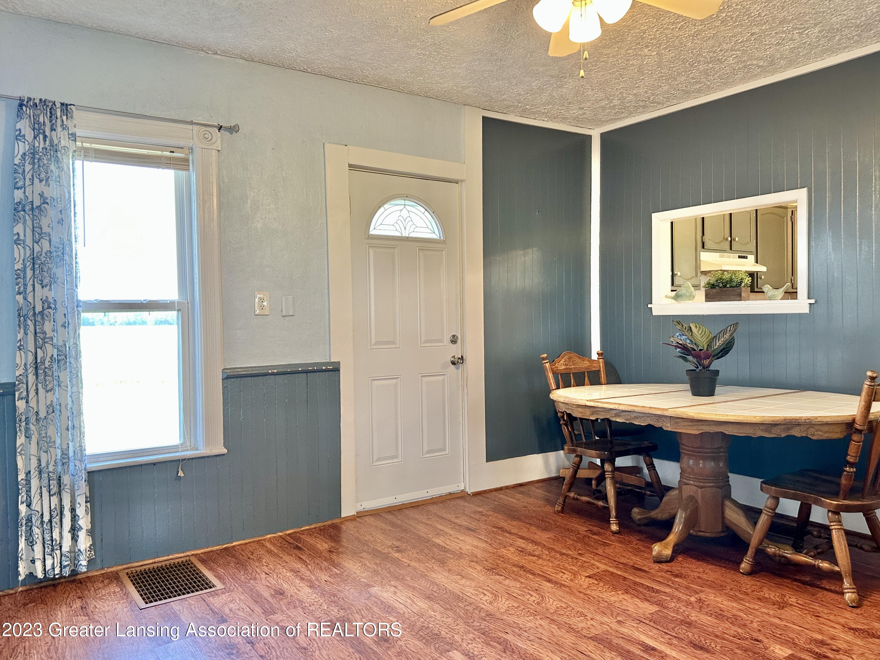 7934 West Allan Road Elsie, MI 48831 - Photo 9 of 56 Dining Room