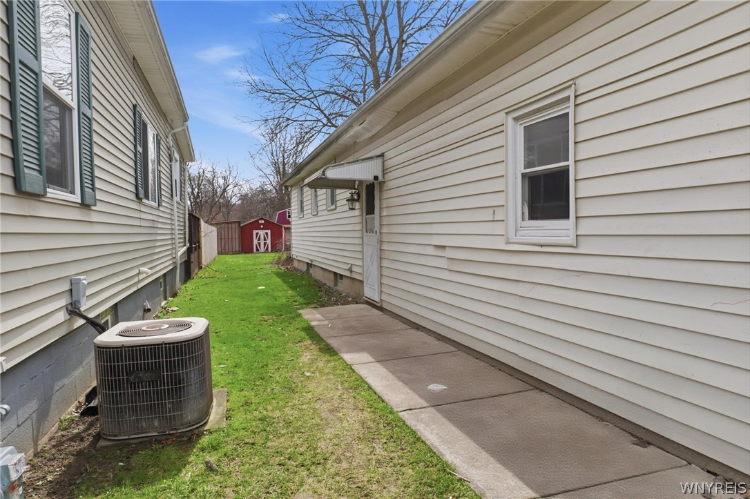 361 Rumbold Avenue North Tonawanda, NY 14120 - Photo 20 of 34