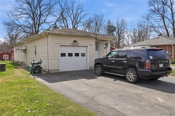 $149,000 | 361 Rumbold Avenue, North Tonawanda, NY 14120