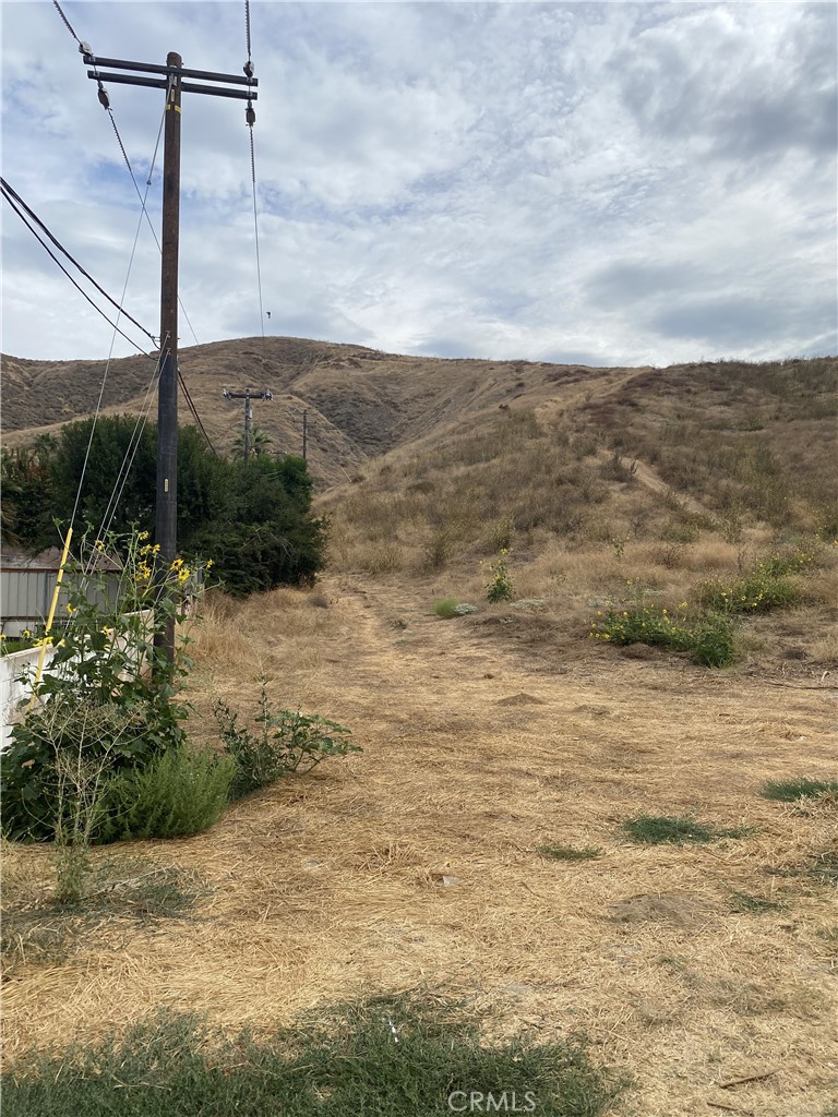 0 Grande Vista Avenue San Bernardino, CA 92405 - Photo 6 of 9 a view of a yard