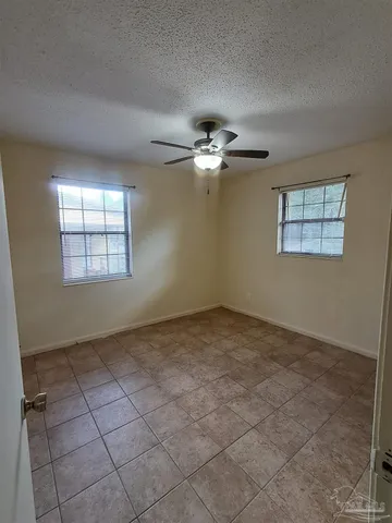 $1,600 | 4929 Springhill Drive, Pensacola, FL 32503