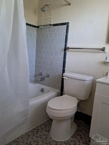 $1,600 | 4929 Springhill Drive, Pensacola, FL 32503