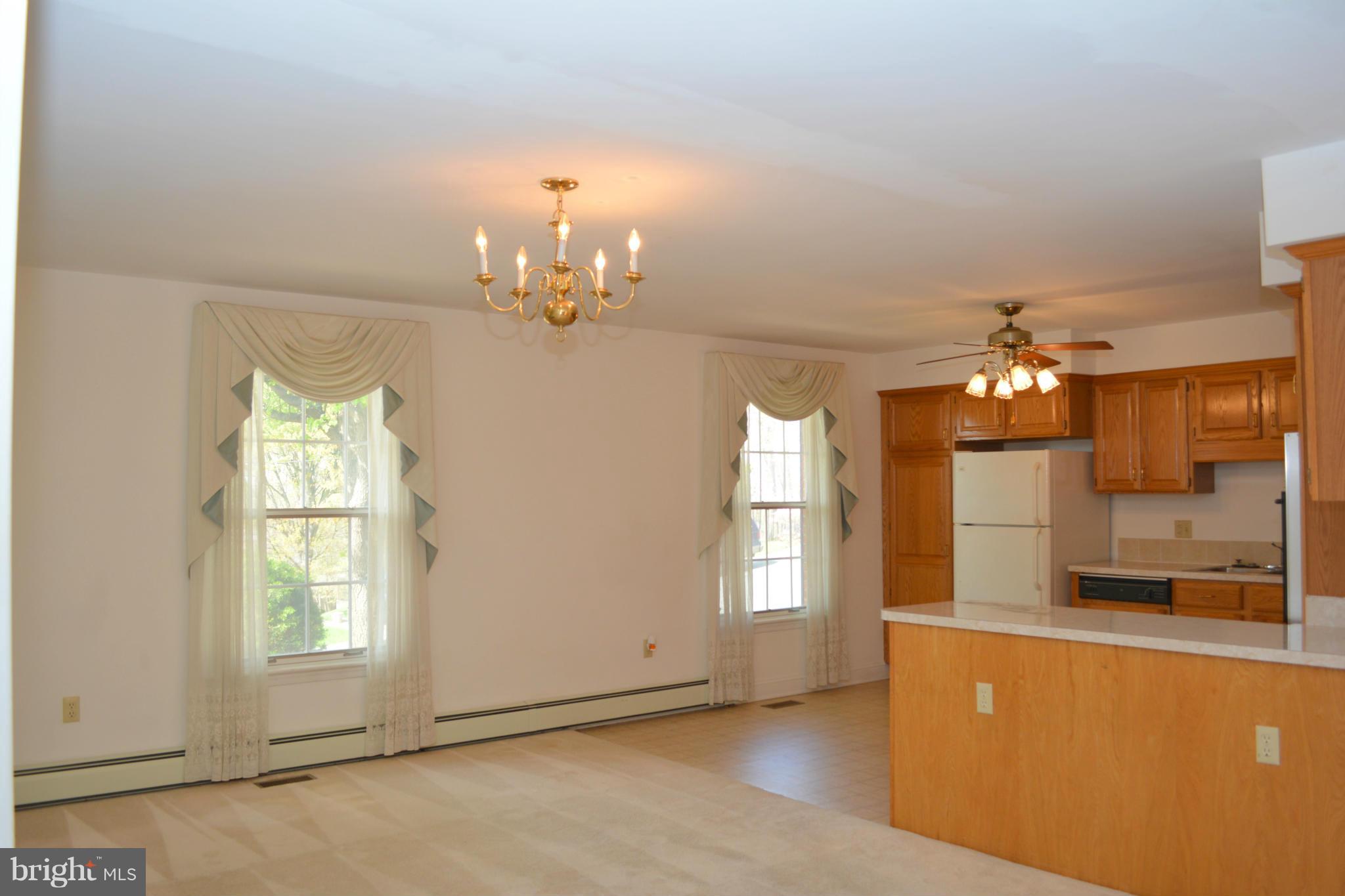 135 Gloucester Road Front Royal, VA 22630 - Photo 11 of 30 Dining Room