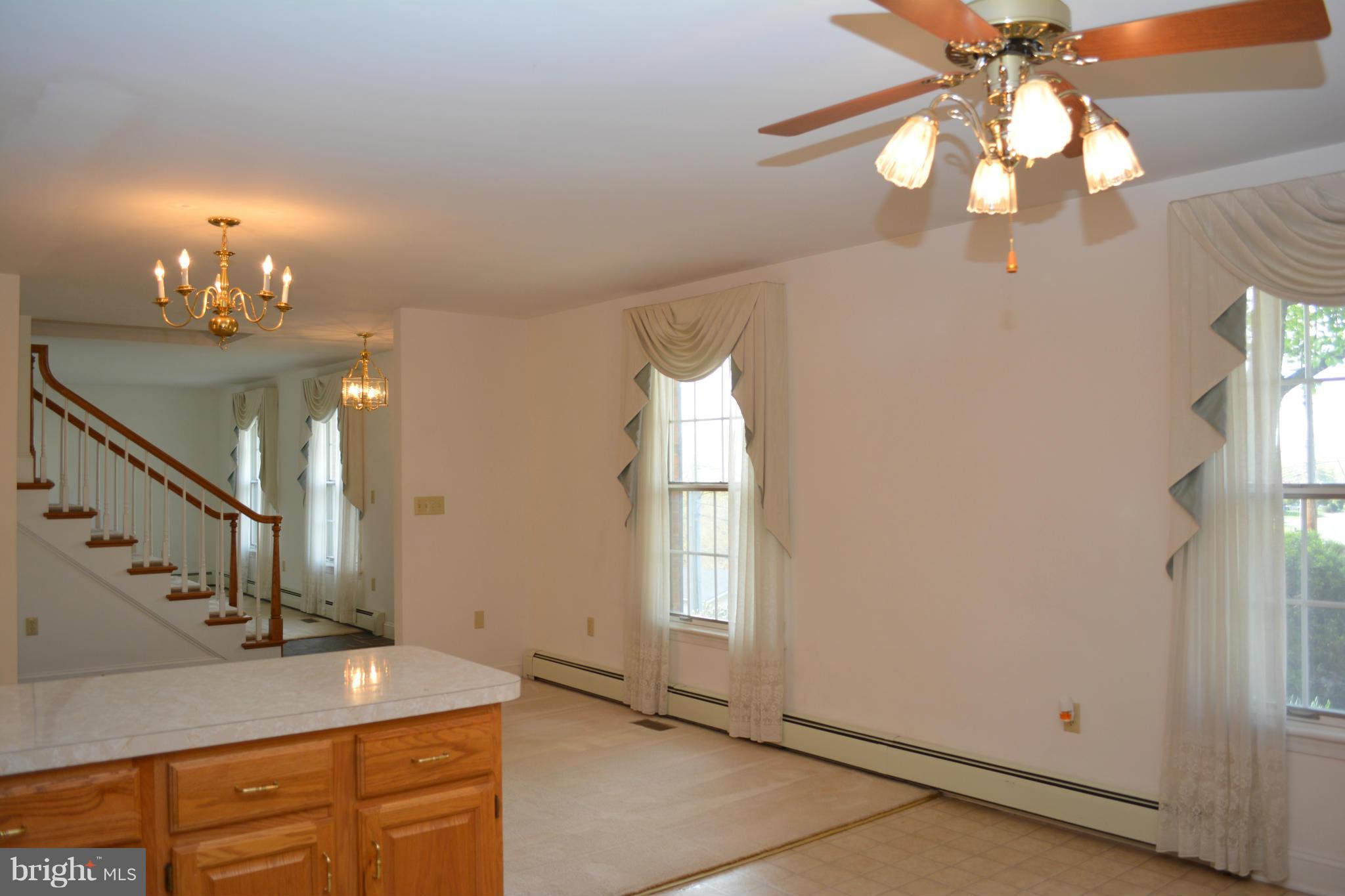 135 Gloucester Road Front Royal, VA 22630 - Photo 13 of 30 Dining Room