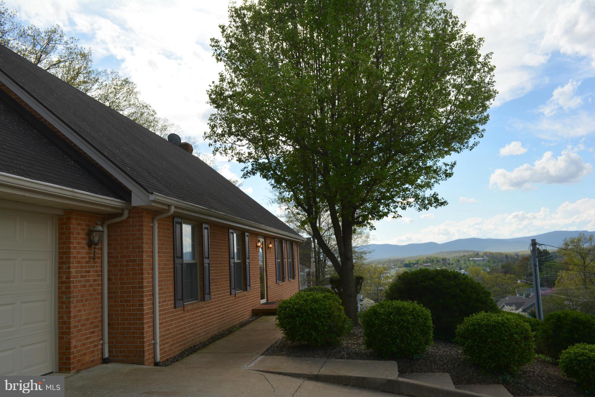 135 Gloucester Road Front Royal, VA 22630 - Photo 27 of 30 View