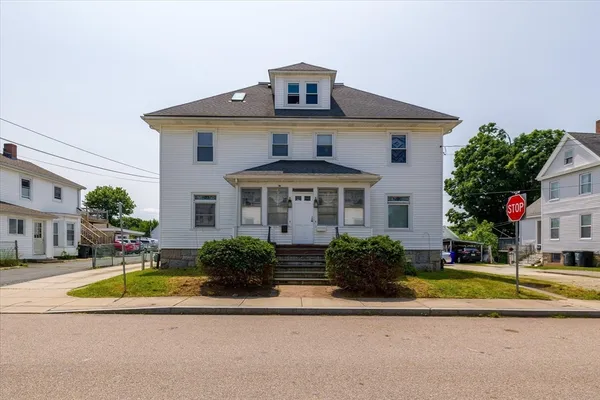 $3,500 | 30 Church Street, Unit 1, Milford, MA 01757