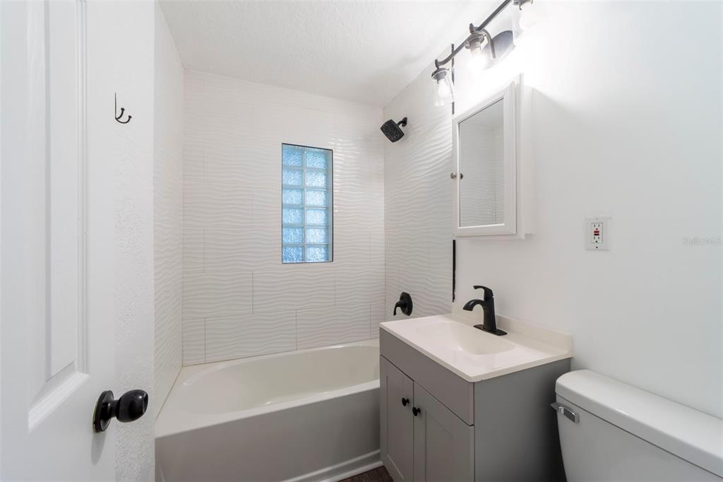 9 Palmira Road DeBary, FL 32713 - Photo 18 of 32