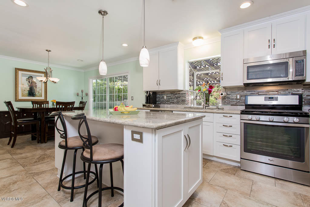 3607 Flood Street Simi Valley, CA 93063 - Photo 13 of 36 Kitchen