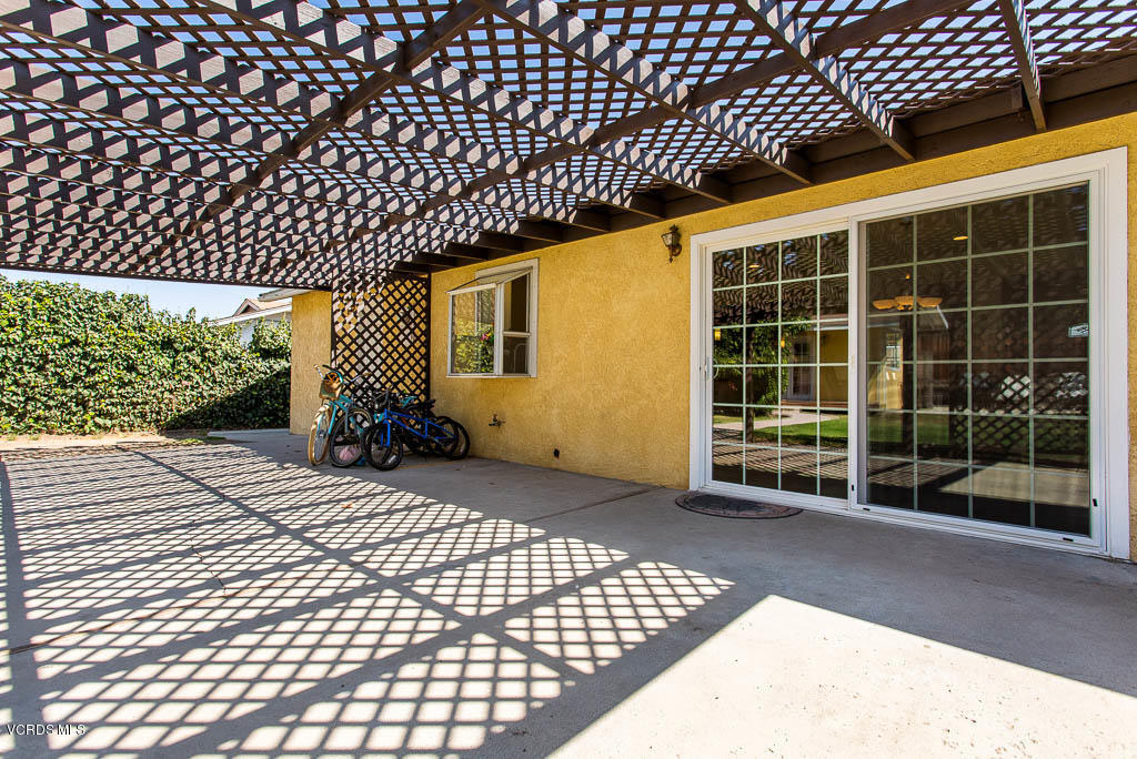 3607 Flood Street Simi Valley, CA 93063 - Photo 16 of 36 Patio