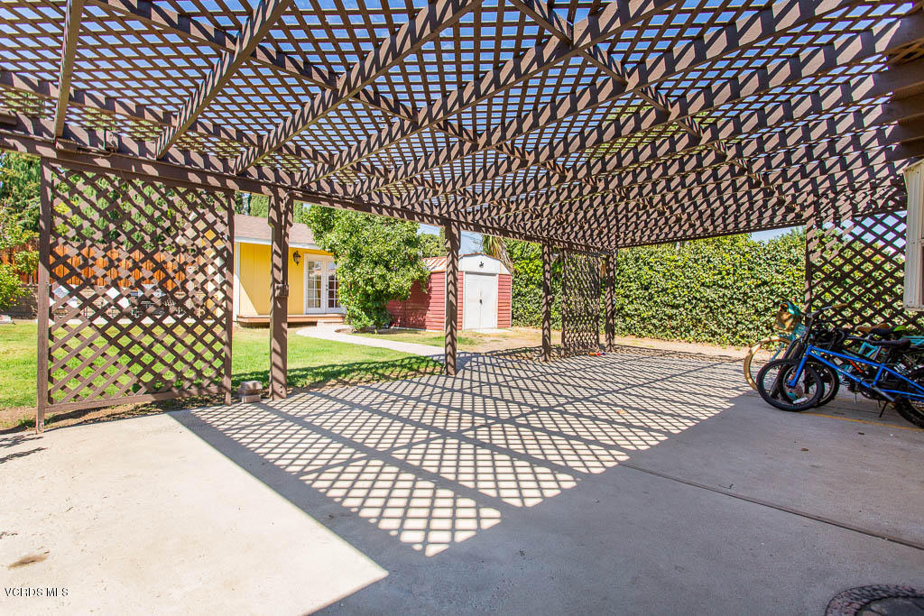 3607 Flood Street Simi Valley, CA 93063 - Photo 17 of 36 Patio