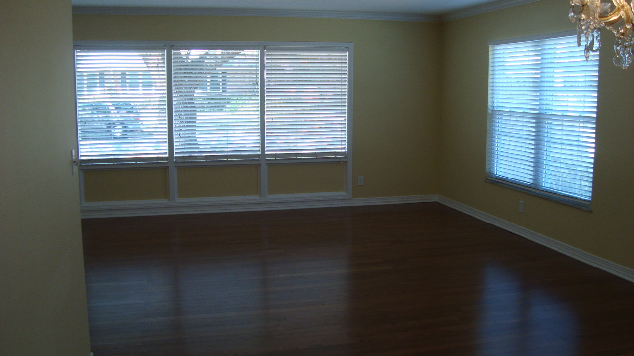 4339 Heaven Trees Road Jacksonville, FL 32207 - Photo 6 of 23 Living Room