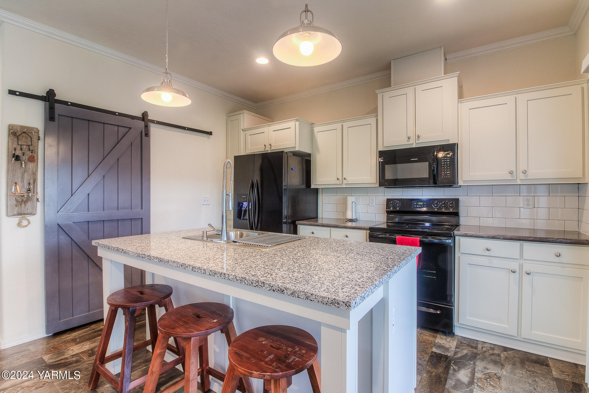 460 McPhee Road Naches, WA 98937 - Photo 22 of 39 19