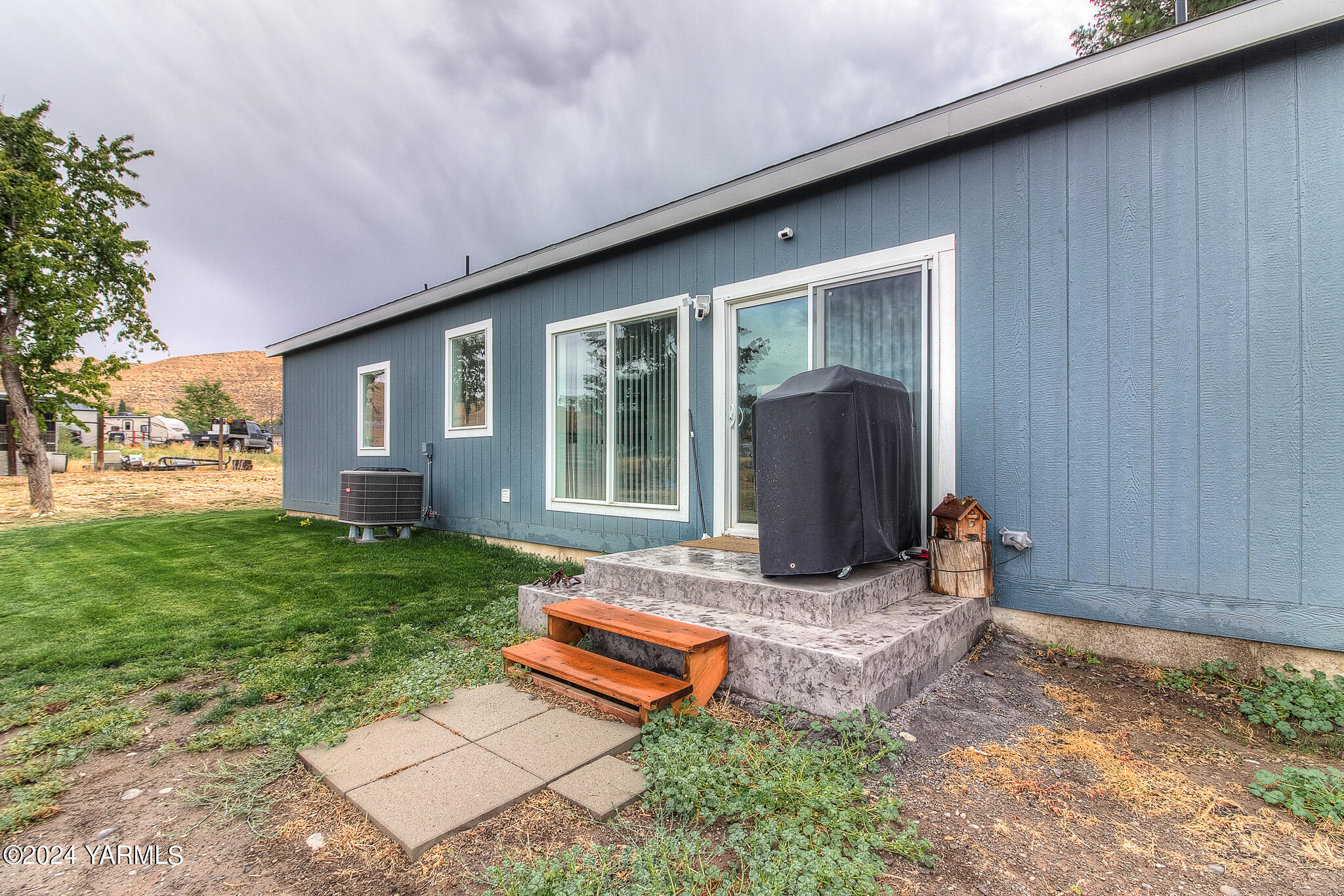 460 McPhee Road Naches, WA 98937 - Photo 5 of 39 44