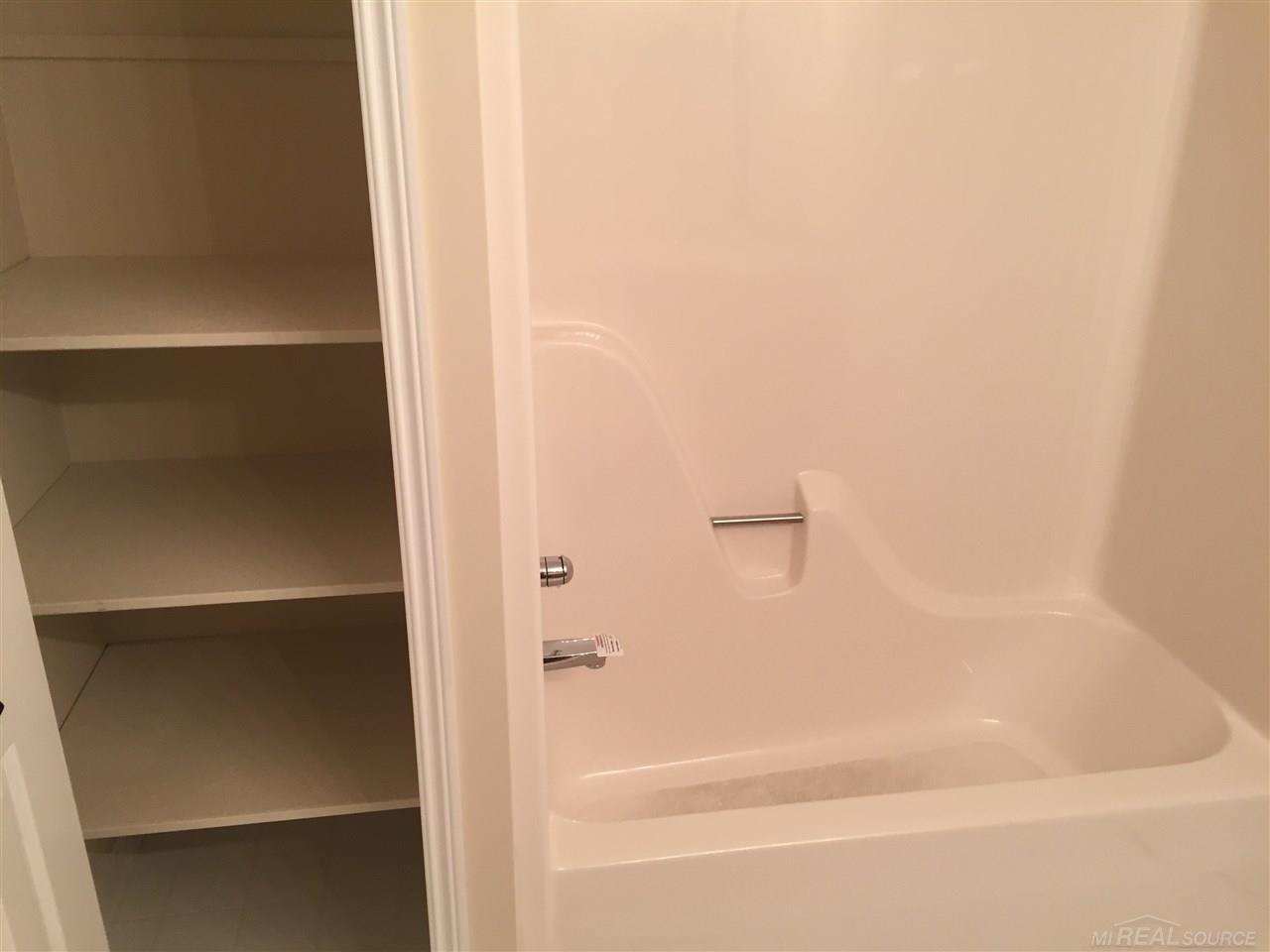 3773 Crooks Road Rochester Hills, MI 48309 - Photo 26 of 28