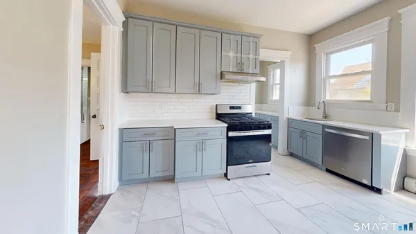 $2,550 | 1616 Chapel Street, New Haven, CT 06511