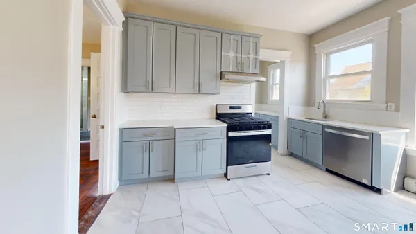 $2,550 | 1616 Chapel Street, New Haven, CT 06511