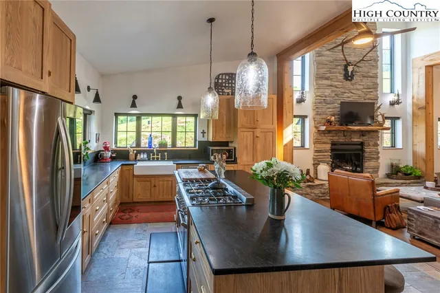 $983,000 | 509 Grant Houck Road, Todd, NC 28684