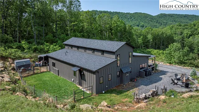 $983,000 | 509 Grant Houck Road, Todd, NC 28684