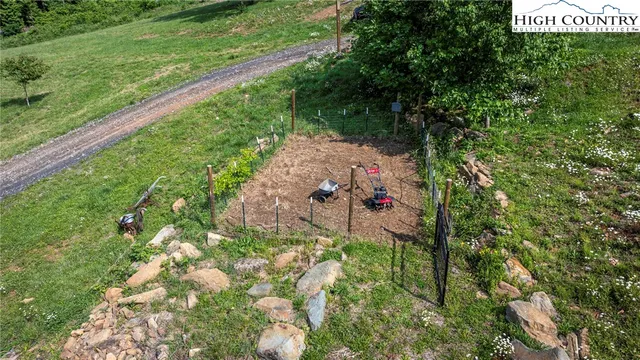 $983,000 | 509 Grant Houck Road, Todd, NC 28684