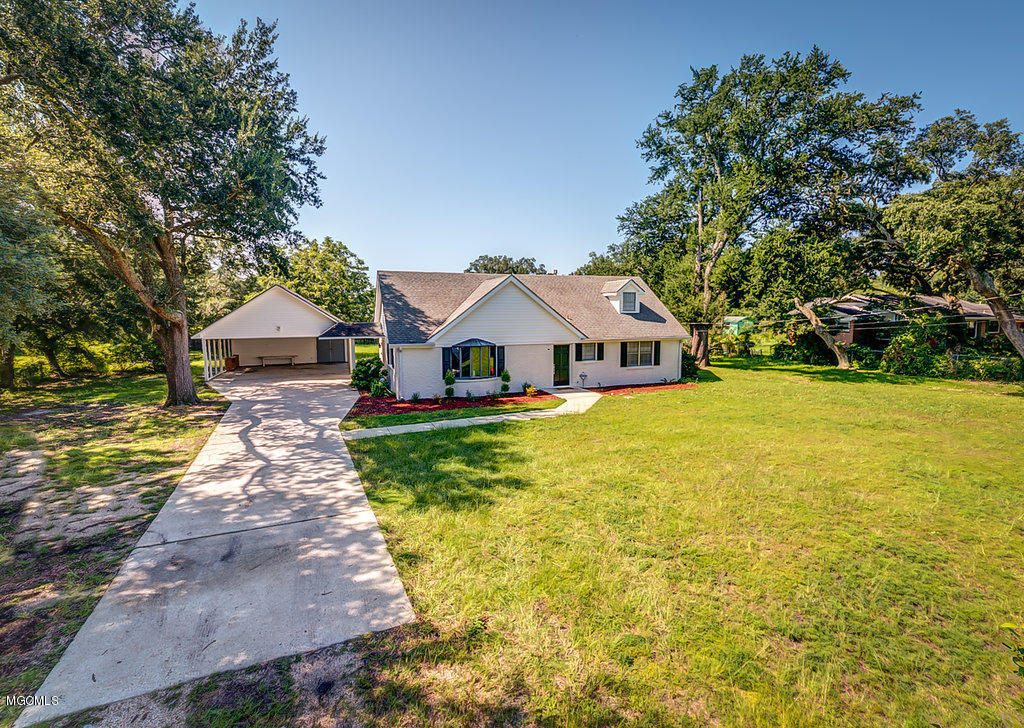 2143 Switzer Road Gulfport, MS 39507 - Photo 2 of 23 20170821-20170820-DSC_8849_50_51_52_53