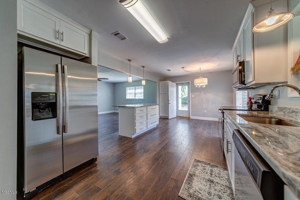 2143 Switzer Road Gulfport, MS 39507 - Photo 5 of 23 20170820-20170820-DSC_8994_5_6_7_8