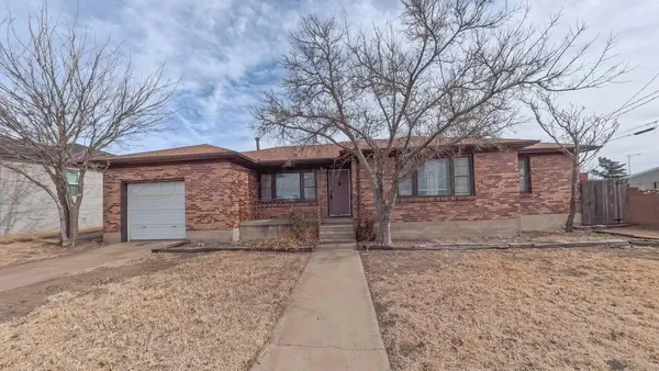 $129,500 | 300 North Bryan Street, Borger, TX 79007
