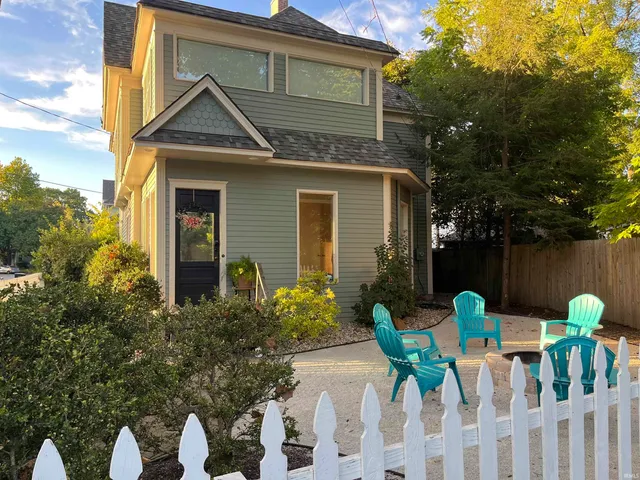 $435,000 | 814 Ashland Avenue, South Bend, IN 46616