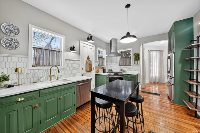 $435,000 | 814 Ashland Avenue, South Bend, IN 46616