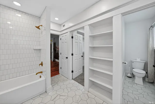 $435,000 | 814 Ashland Avenue, South Bend, IN 46616