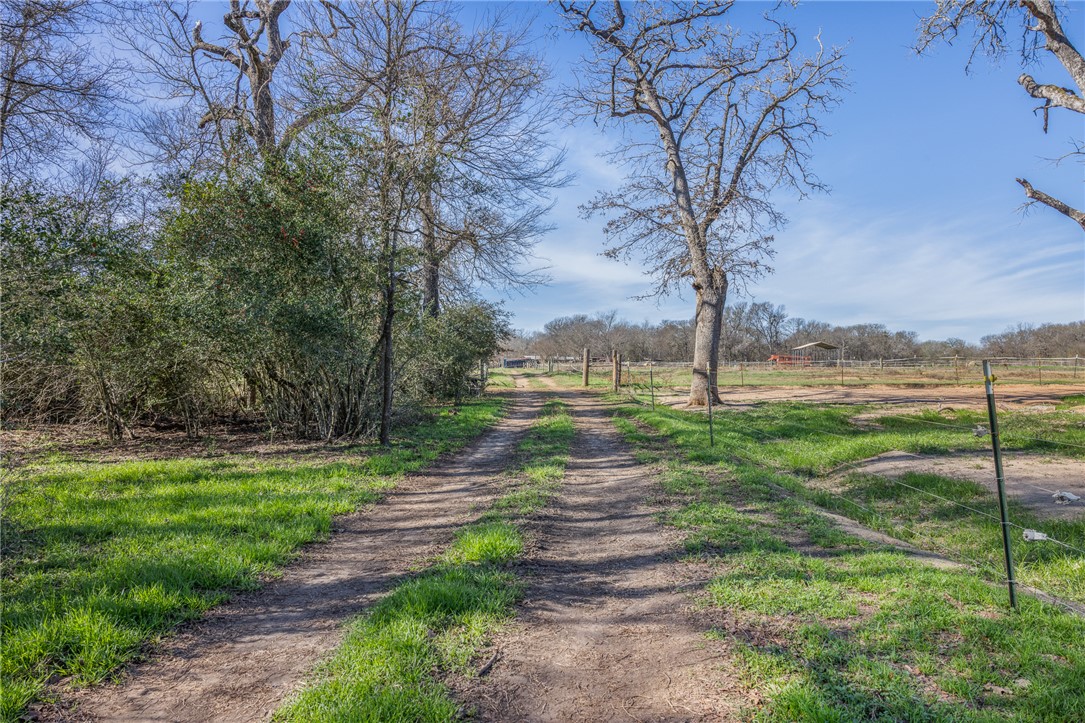 3 Hearne Tx 77859 Hearne, TX 77859 - Photo 10 of 20