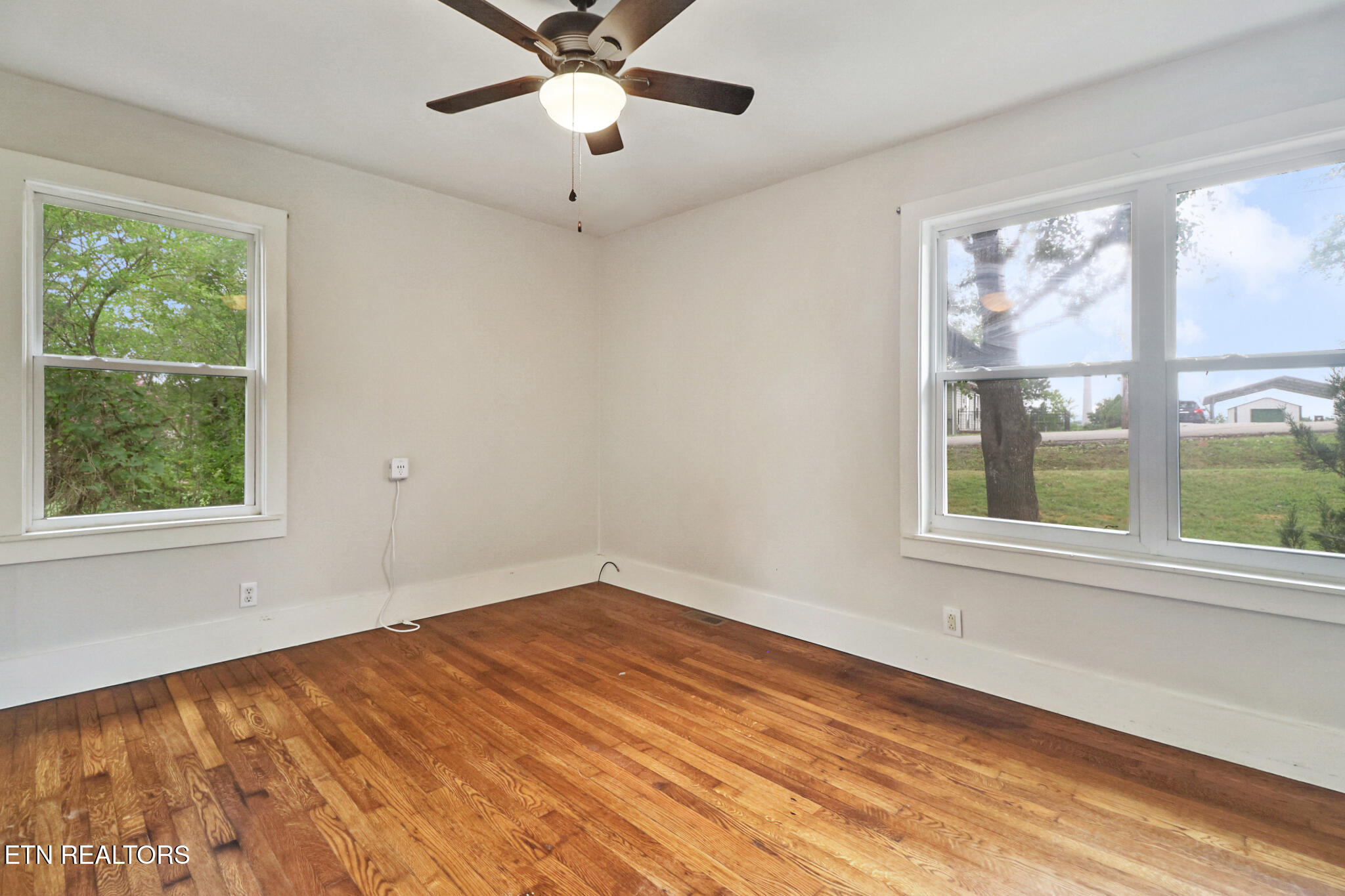 820 Sunset Drive Kingston, TN 37763 - Photo 26 of 37 if1a7285-if1a7289