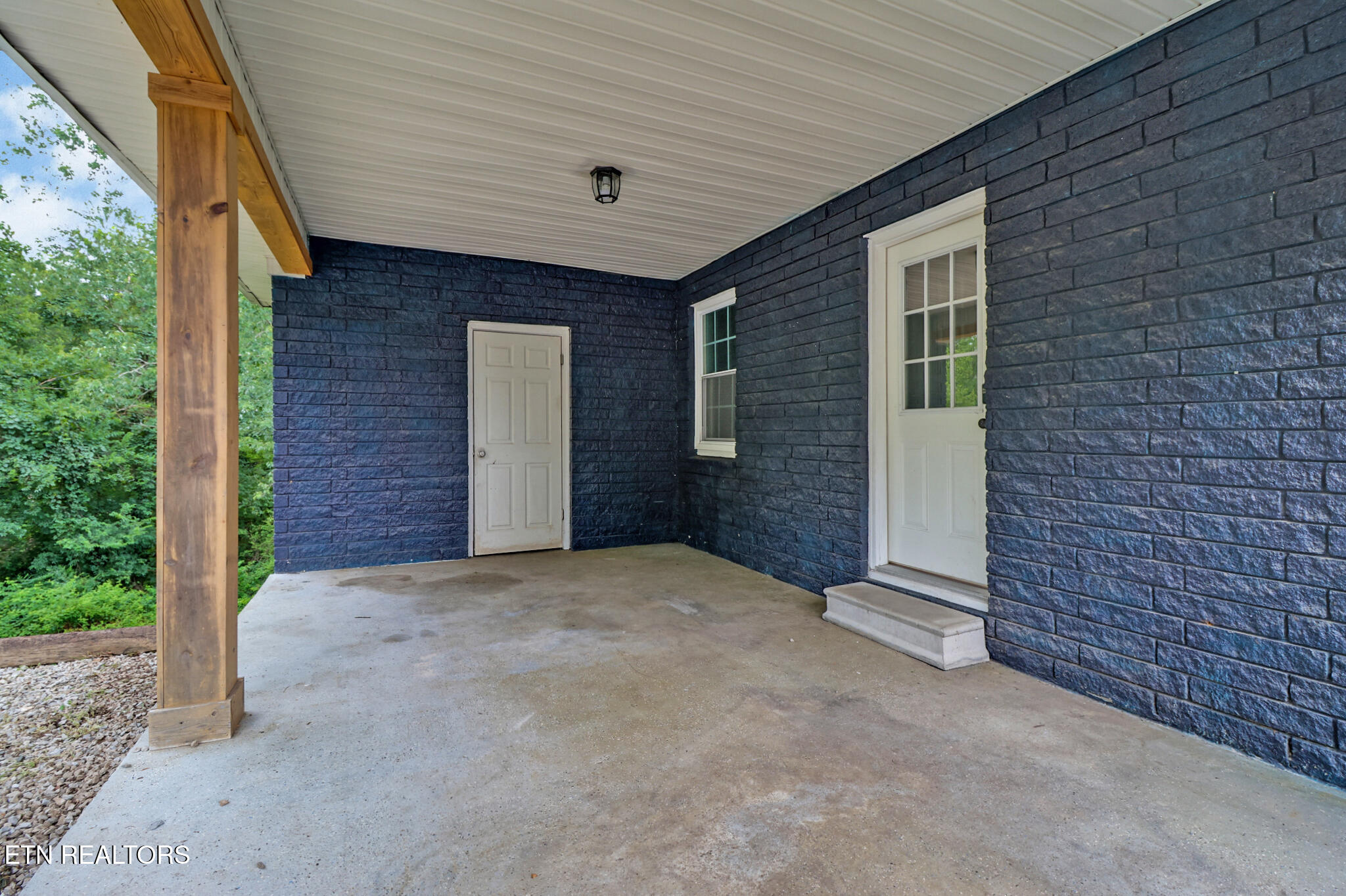 820 Sunset Drive Kingston, TN 37763 - Photo 6 of 37 if1a7185-if1a7189