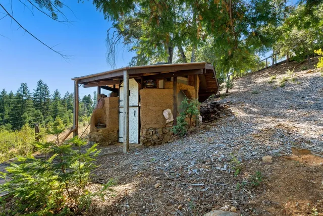 $2,390,000 | 7919 Empire Grade, Santa Cruz, CA 95060