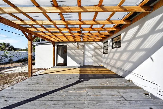 a view of outdoor space