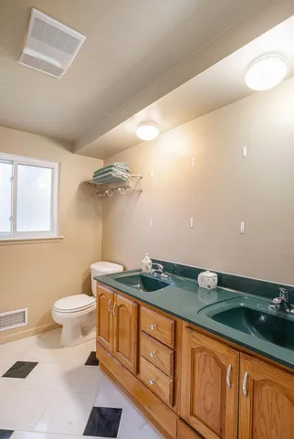 $189,000 | 4460 St Martins Drive, Flint, MI 48507