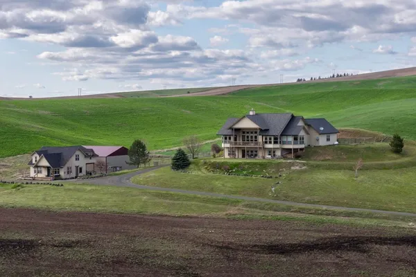 $1,660,250 | 12920 South Andrus Road, Cheney, WA 99004