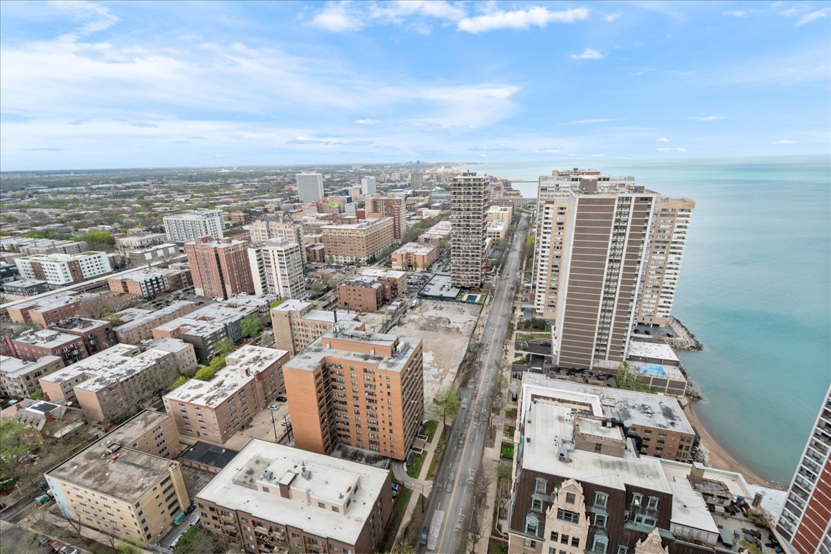 6033 North Sheridan Road, Unit 34M Chicago, IL 60660 - Photo 21 of 48