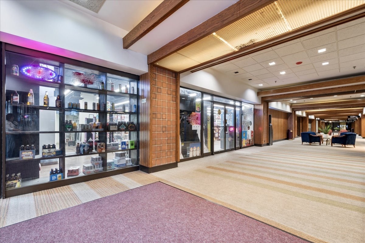 6033 North Sheridan Road, Unit 34M Chicago, IL 60660 - Photo 28 of 48