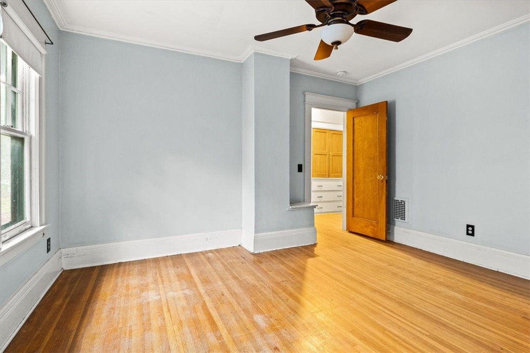 249 Canterbury Road Rochester, NY 14607 - Photo 19 of 36