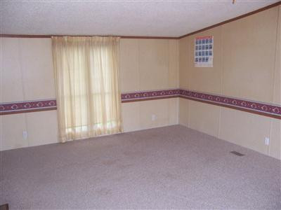 125 Creek Road Lancaster, KY 40444 - Photo 9 of 13 Dining room or Living room