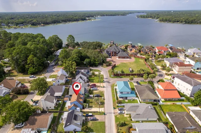 $315,000 | 150 Beach Drive, Fort Walton Beach, FL 32547