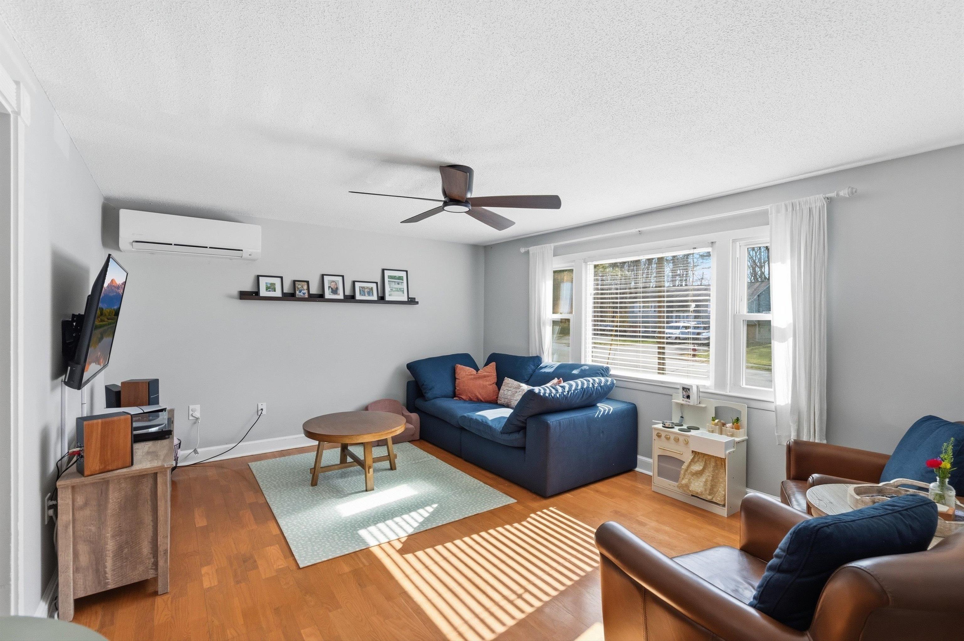 22 Derryfield Road, Unit R Derry, NH 03038 - Photo 8 of 47