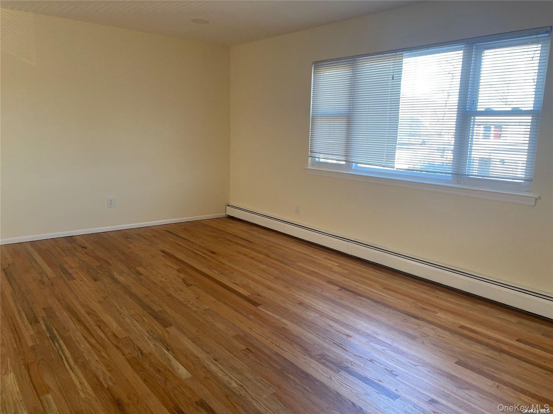 69 Inwood Road, Unit 2 Port Washington, NY 11050 - Photo 6 of 17